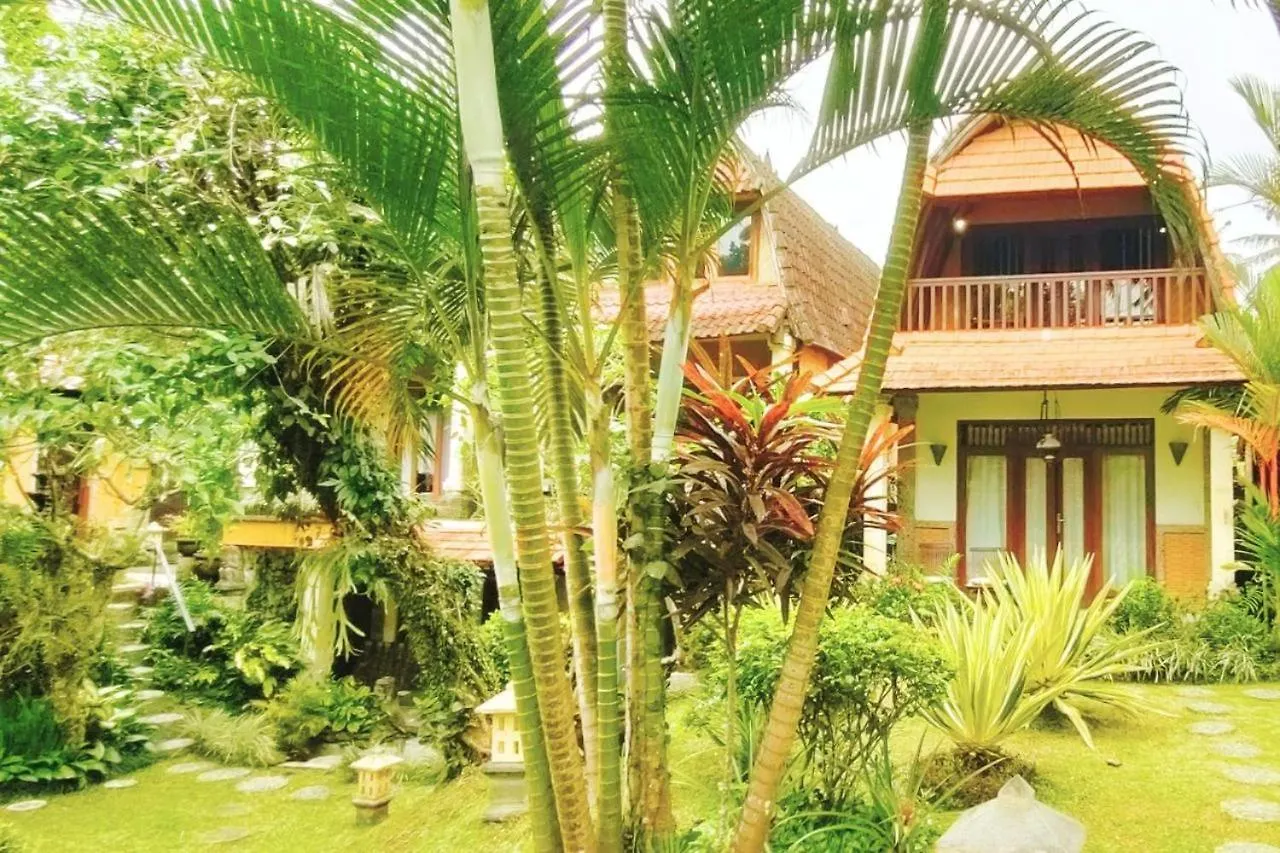 Guest house Tropical Deluxe Room Infinity Pool Cyn Ubud